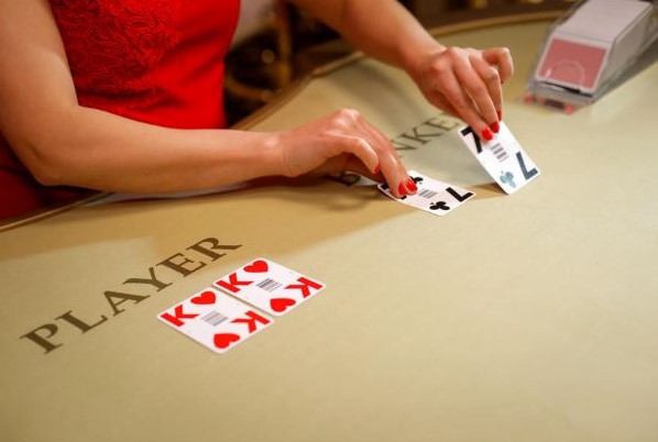 百家樂規則深入解析，提高勝率不靠玄學！